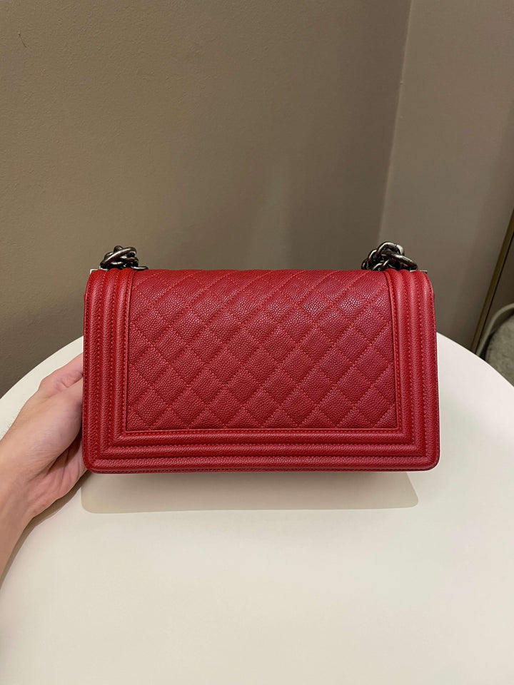 Chanel Quilted Boy Old Medium Red Caviar