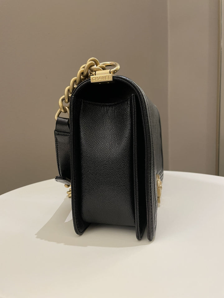 Chanel Chevron Boy New Medium Black Caviar