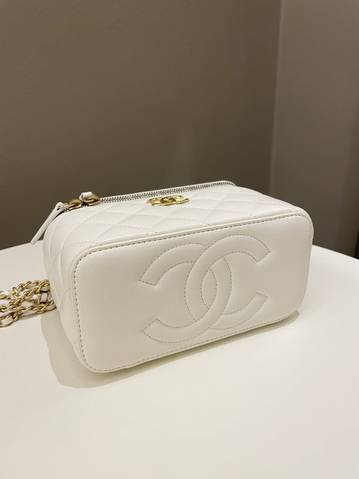 Chanel 23C Cc Mini Vanity Rectangular White Lambskin