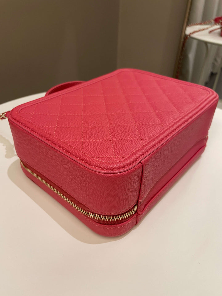 Chanel Filigree Vanity Case Pink Caviar