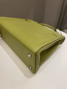 Hermes Kelly Retourne 32 Vert Anis Chèvre