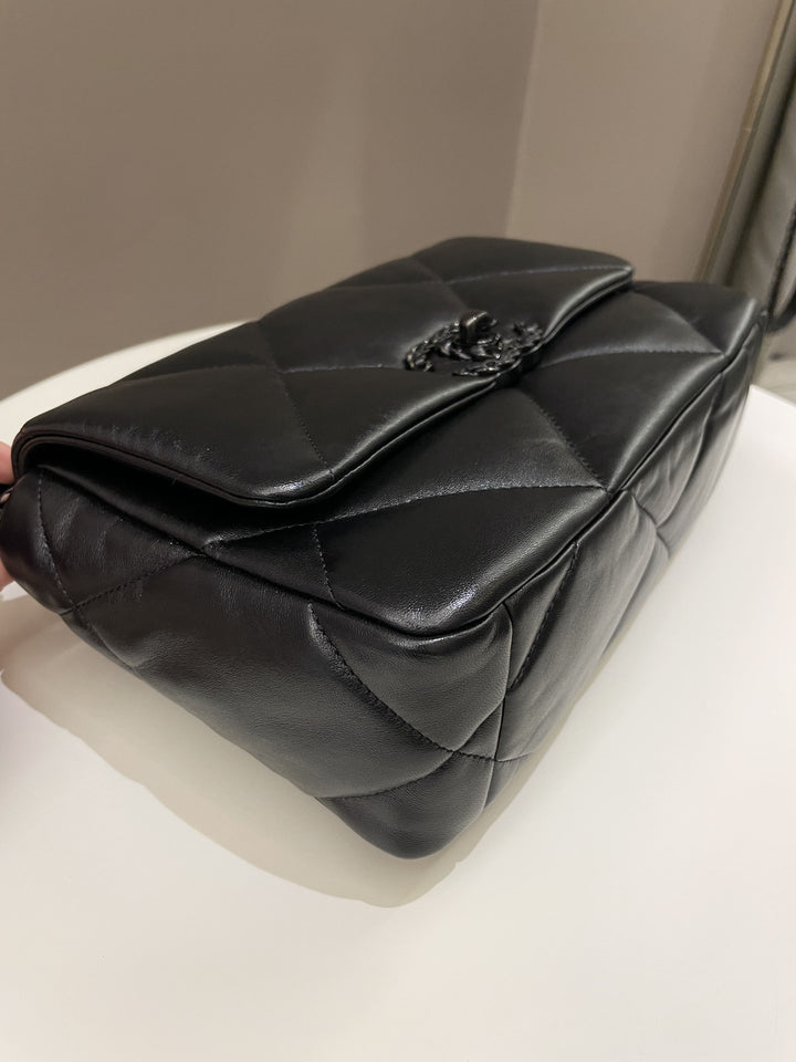Chanel 19 Flap Bag So Black