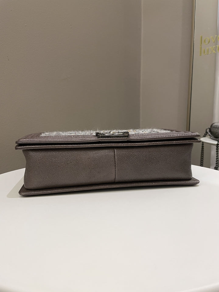 Chanel Quilted Boy Large Toffee Caviar / Tweed