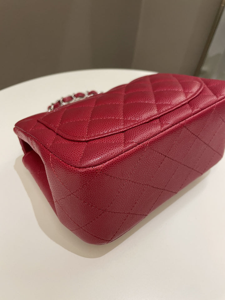 Chanel 18B Classic Quilted Mini Square Red Caviar