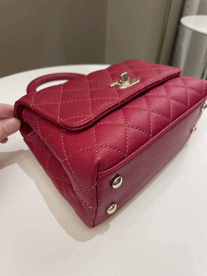 Chanel 22K Quilted Coco Handle Mini Lipstick Red Caviar