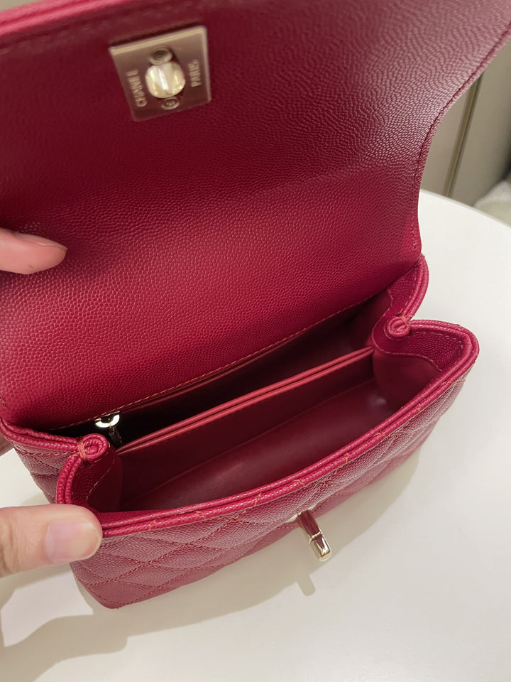 Chanel 22K Quilted Coco Handle Mini Lipstick Red Caviar