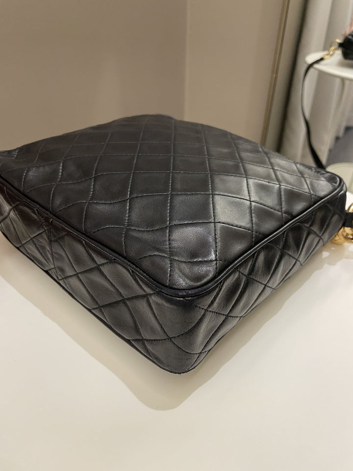 Chanel Vintage Quilted Cc Camera Bag
