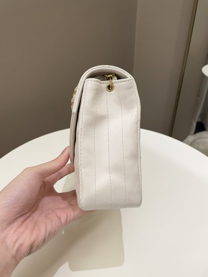 Chanel Vintage Quilted Flap Bag White Lambskin