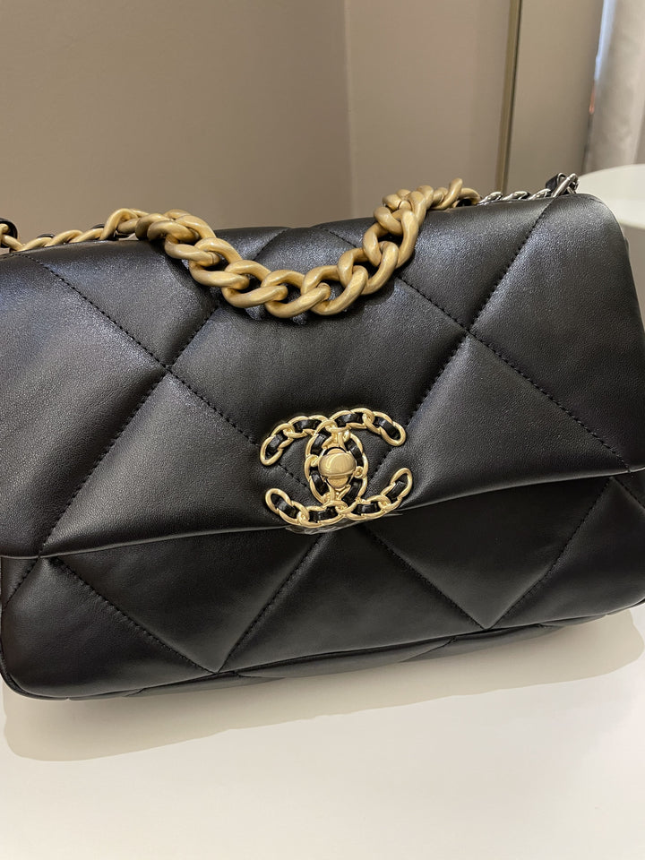 Chanel 19 Flap Bag Black Lambskin
