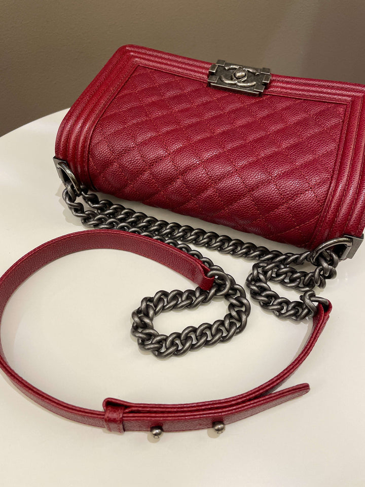 Chanel 14B Quilted Boy Old Medium Deep Red Rigid Caviar