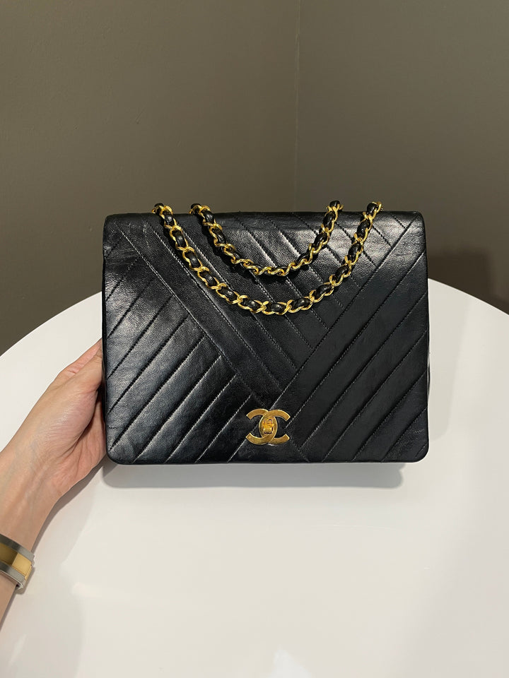 Chanel Vintage Cc Flap Black Black Lambskin