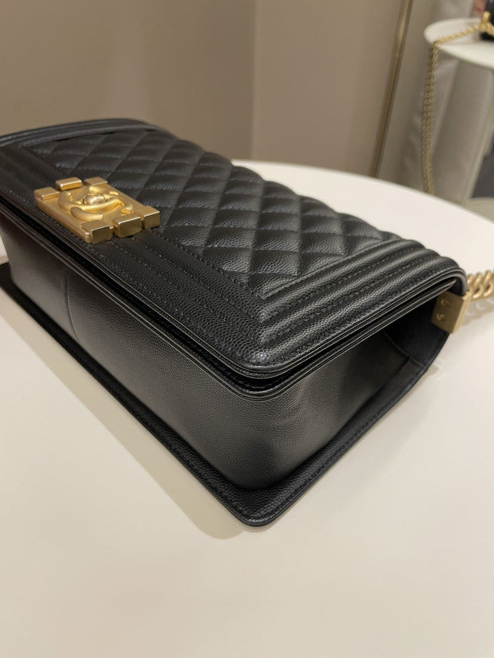 Chanel Quilted Boy Old Medium Black Caviar