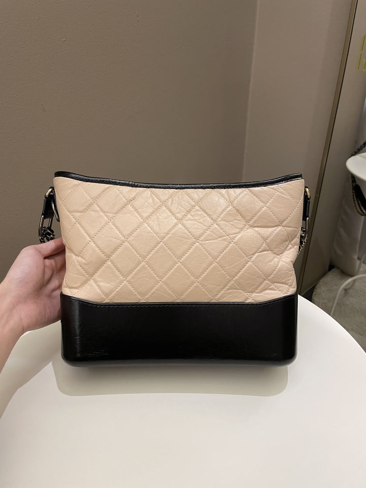 Chanel Quilted Gabrielle Hobo Beige / Black Aged Calfskin