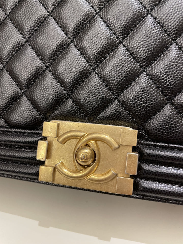 Chanel Quilted Boy Old Medium Black Caviar