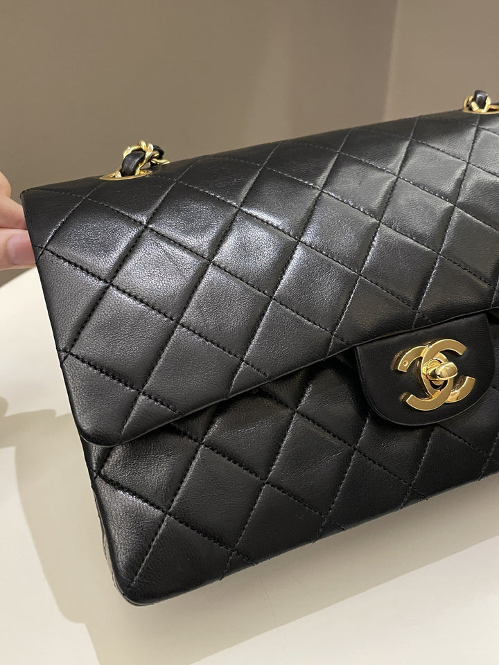 Chanel Vintage Classic Quilted Medium Double Flap Black Lambskin