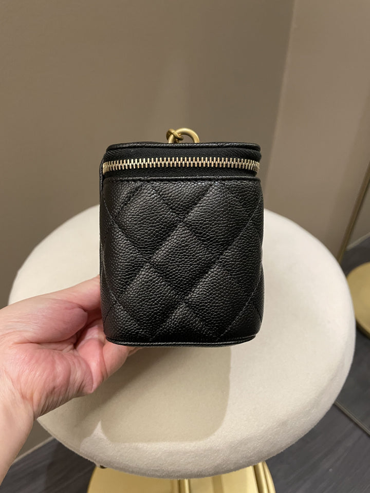 Chanel 23P Sweet Heart Vanity Rectangular Black Caviar
