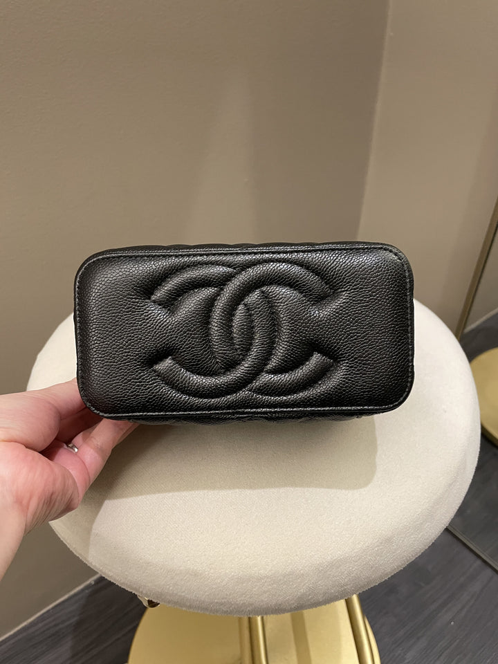 Chanel 23P Sweet Heart Vanity Rectangular Black Caviar