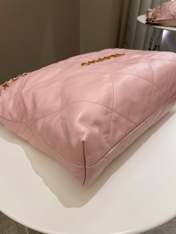 Chanel 22 Medium Nude Pink Calfskin