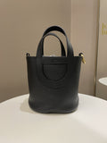 Hermes In The Loop 18 Black Clemence