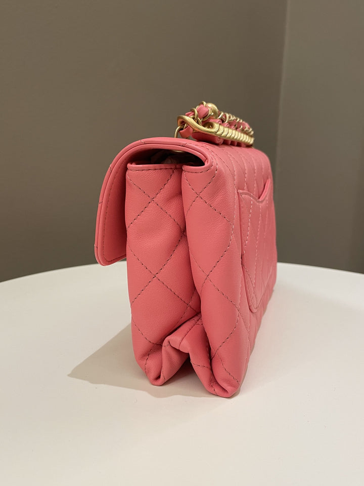 Chanel 22S Wrapped Top Handle Pink Lambskin