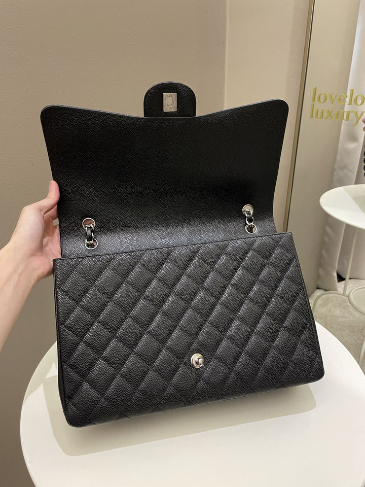 Chanel Classic Quilted Maxi Single Flap Black Caviar
