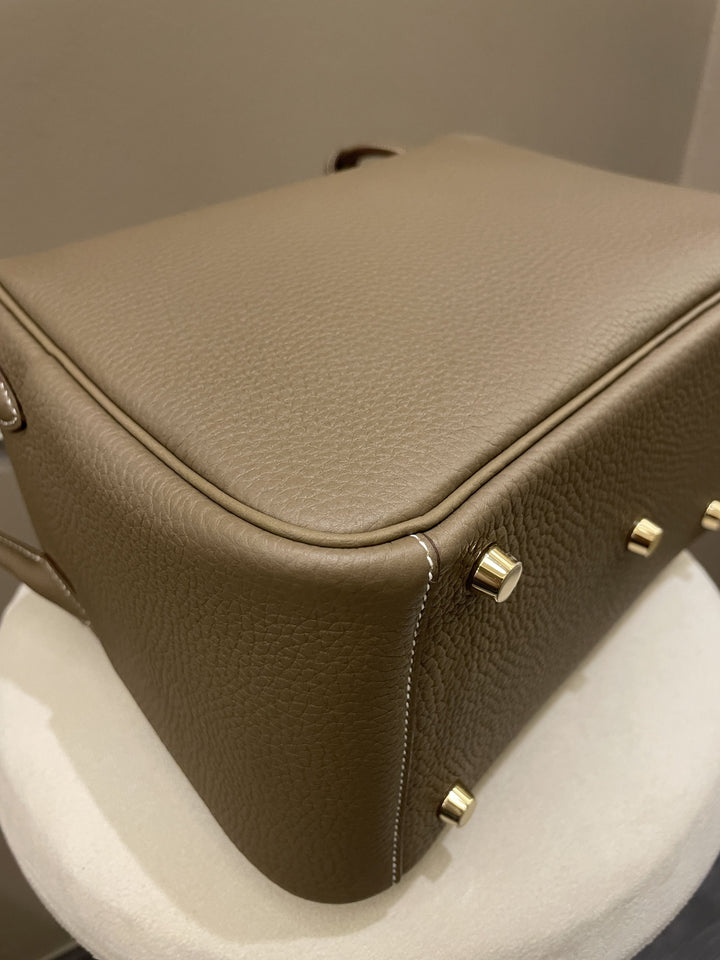 Hermes Lindy 26 Etoupe Clemence