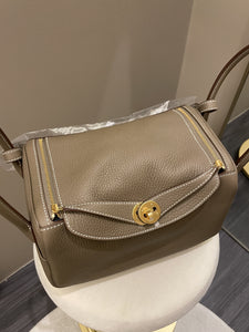 Hermes Lindy 26 Etoupe Clemence