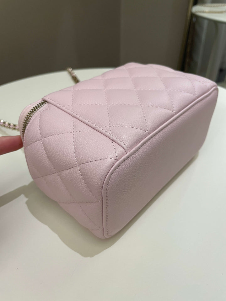 Chanel 22P Quilted Coco Vanity Rectangular Rose Clair Lilac Caviar