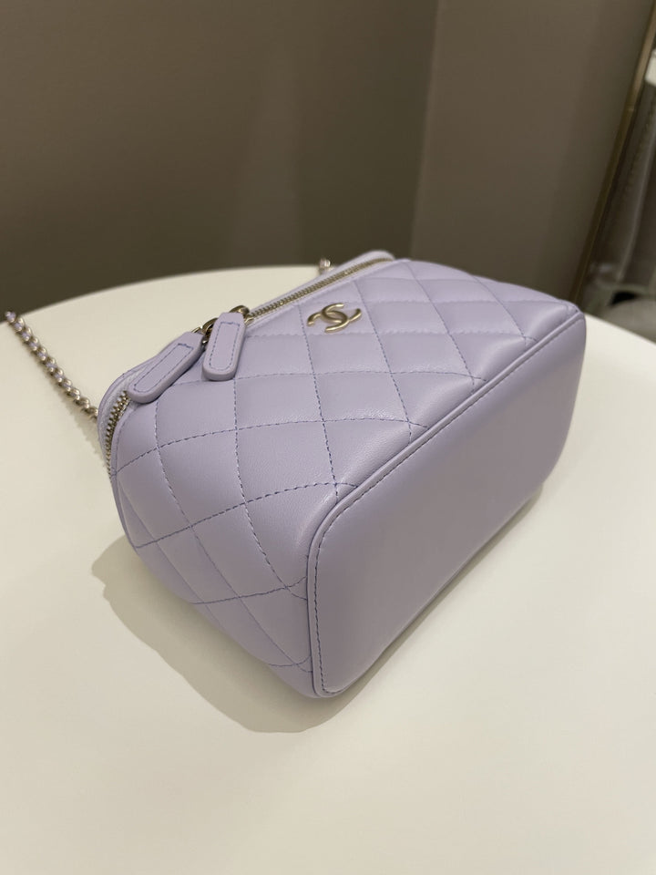 Chanel 21K Top Handle Vanity Rectangular Lilac Lambskin