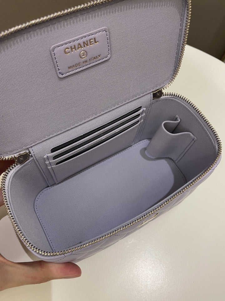 Chanel 21K Top Handle Vanity Rectangular Lilac Lambskin