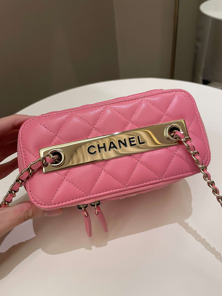 Chanel Trendy CC Vanity Case Pink Pink Lambskin