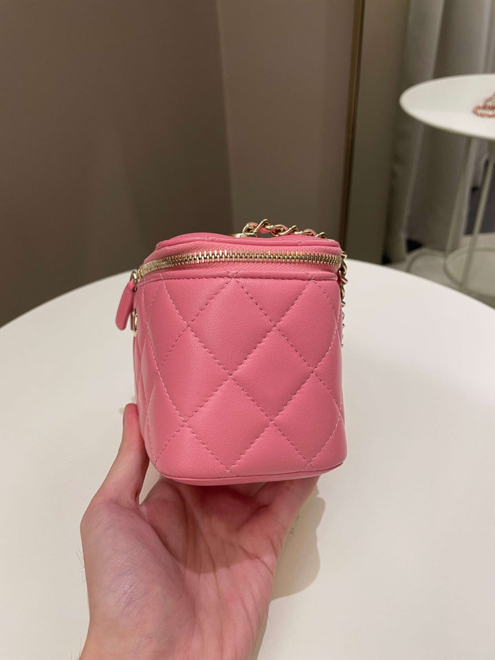 Chanel Trendy CC Vanity Case Pink Pink Lambskin