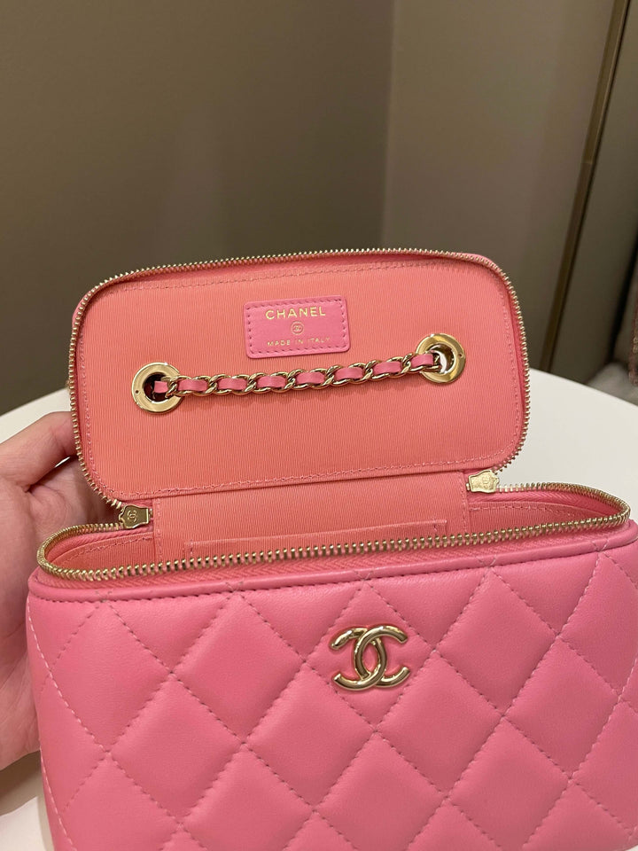 Chanel Trendy CC Vanity Case Pink Pink Lambskin