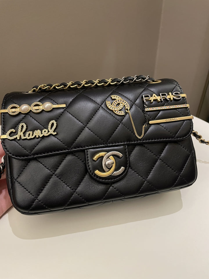 Chanel 22C Coco Pearl Signature Flap Black Lambskin