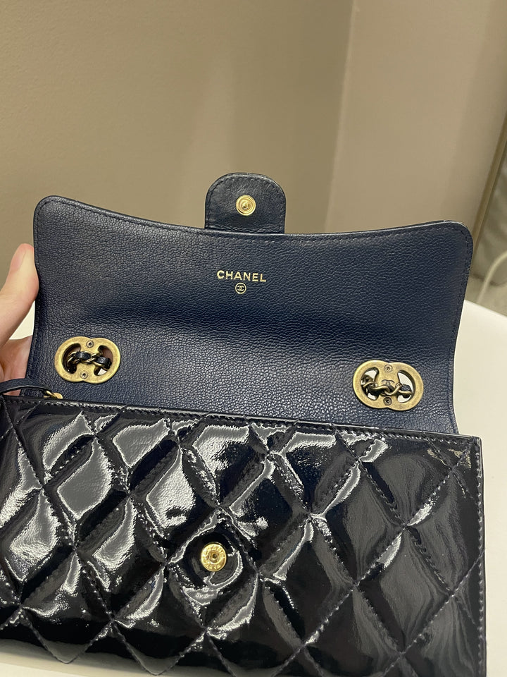 Chanel Double C Grommet Clutch On Chain Midnight Blue Patent