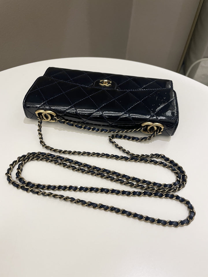 Chanel Double C Grommet Clutch On Chain Midnight Blue Patent