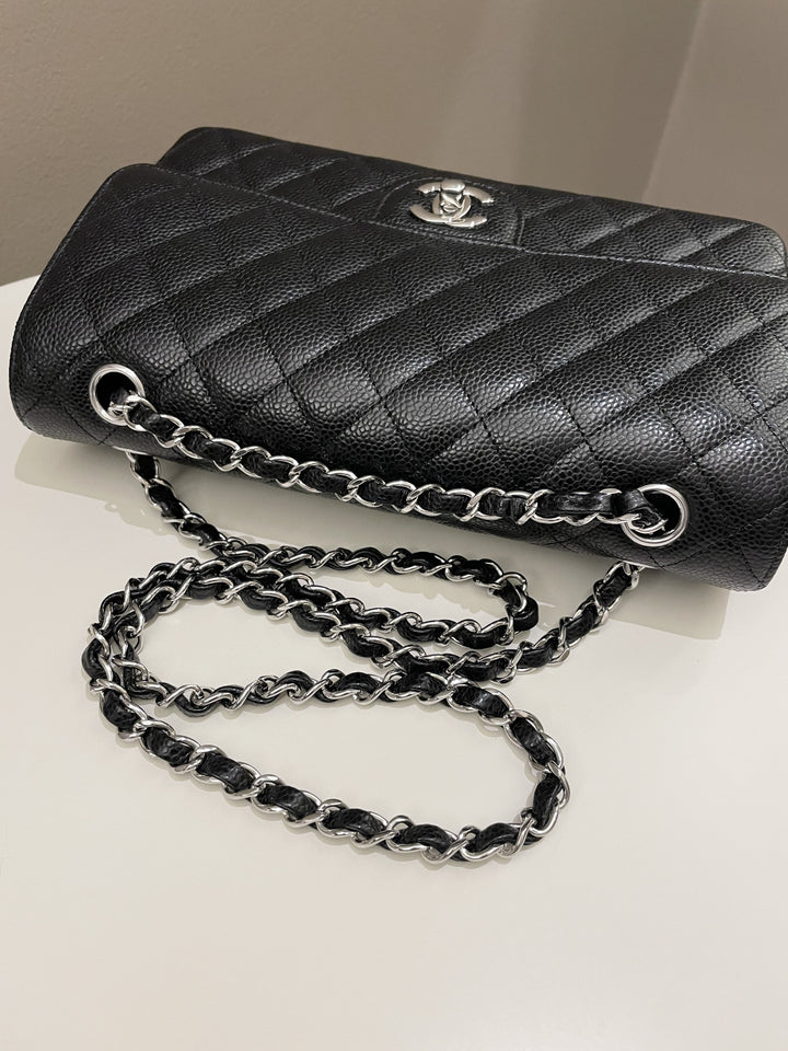 Chanel Classic Medium Double Flap Black Caviar