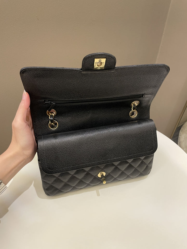 Chanel Vintage Classic Quilted Medium Double Flap Black