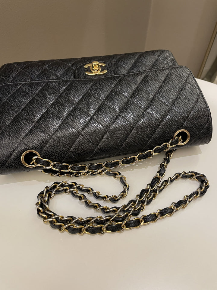 Chanel Vintage Classic Quilted Medium Double Flap Black