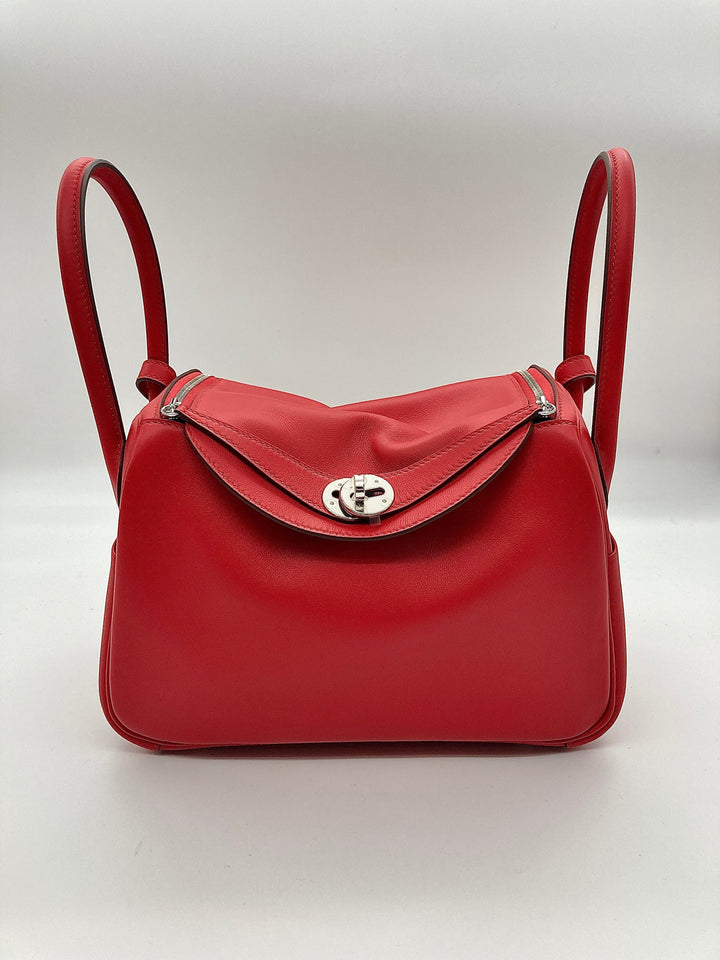 Hermes Lindy 26 Verso Swift Calfskin Rouge de Coeur/Rouge Piment PHW