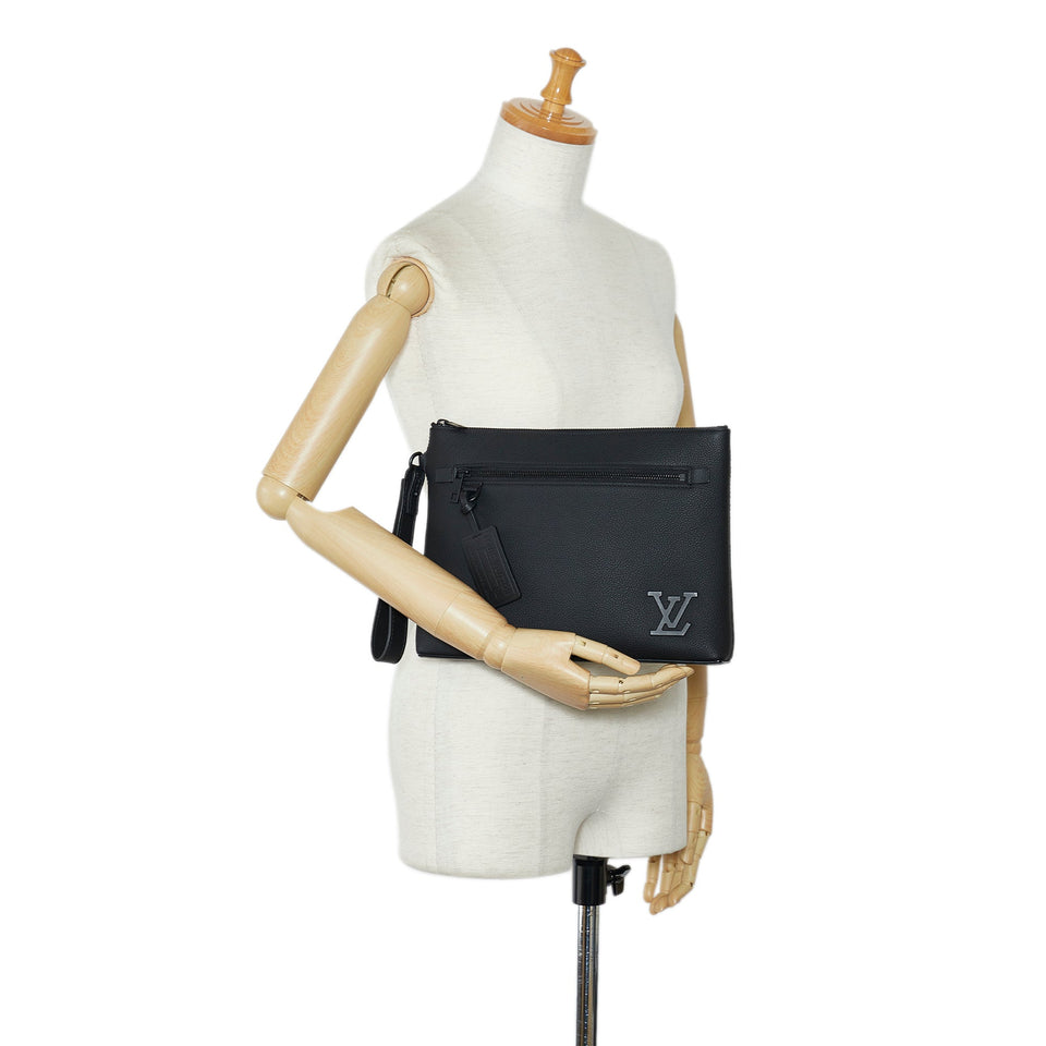 Black Louis Vuitton Aerogram Takeoff Pouch Clutch Bag