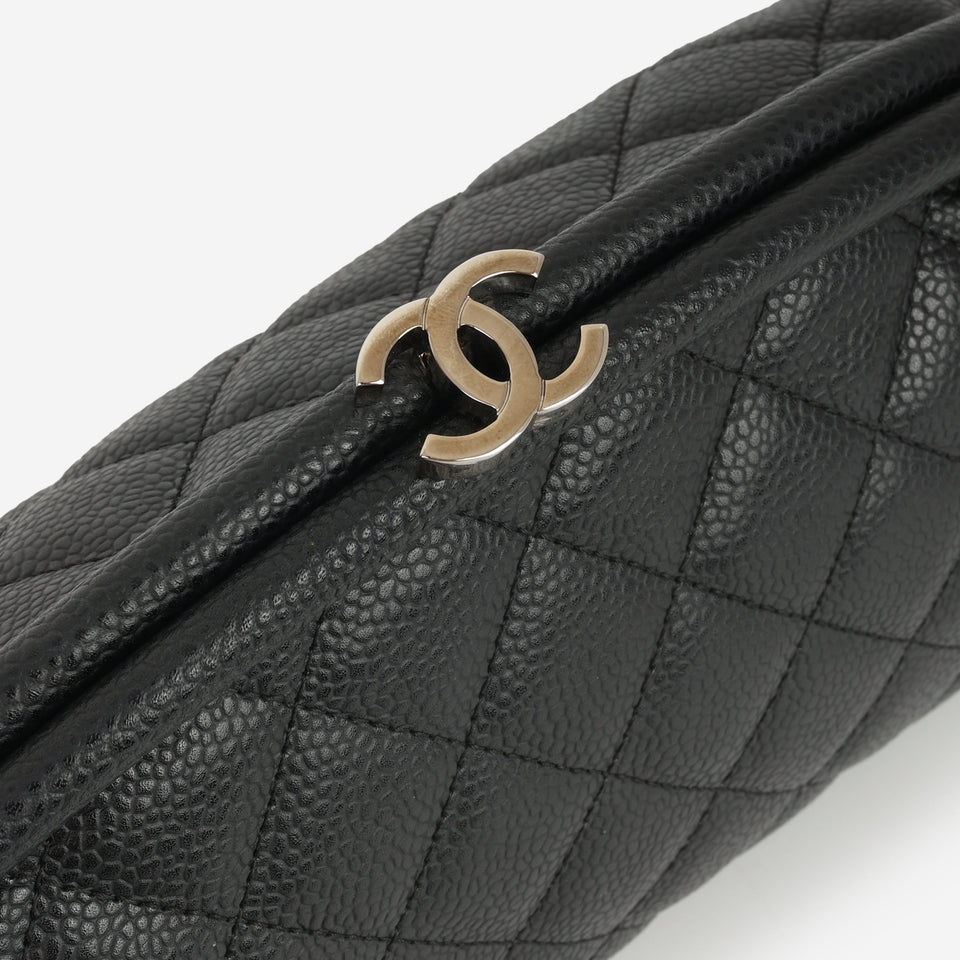 Timeless Clutch