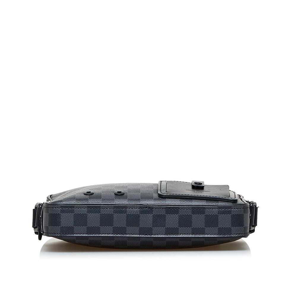 Black Louis Vuitton Damier Graphite Alpha Messenger Bag