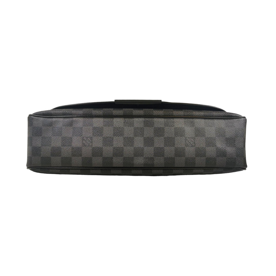 Louis Vuitton Daniel MM Damier Graphite