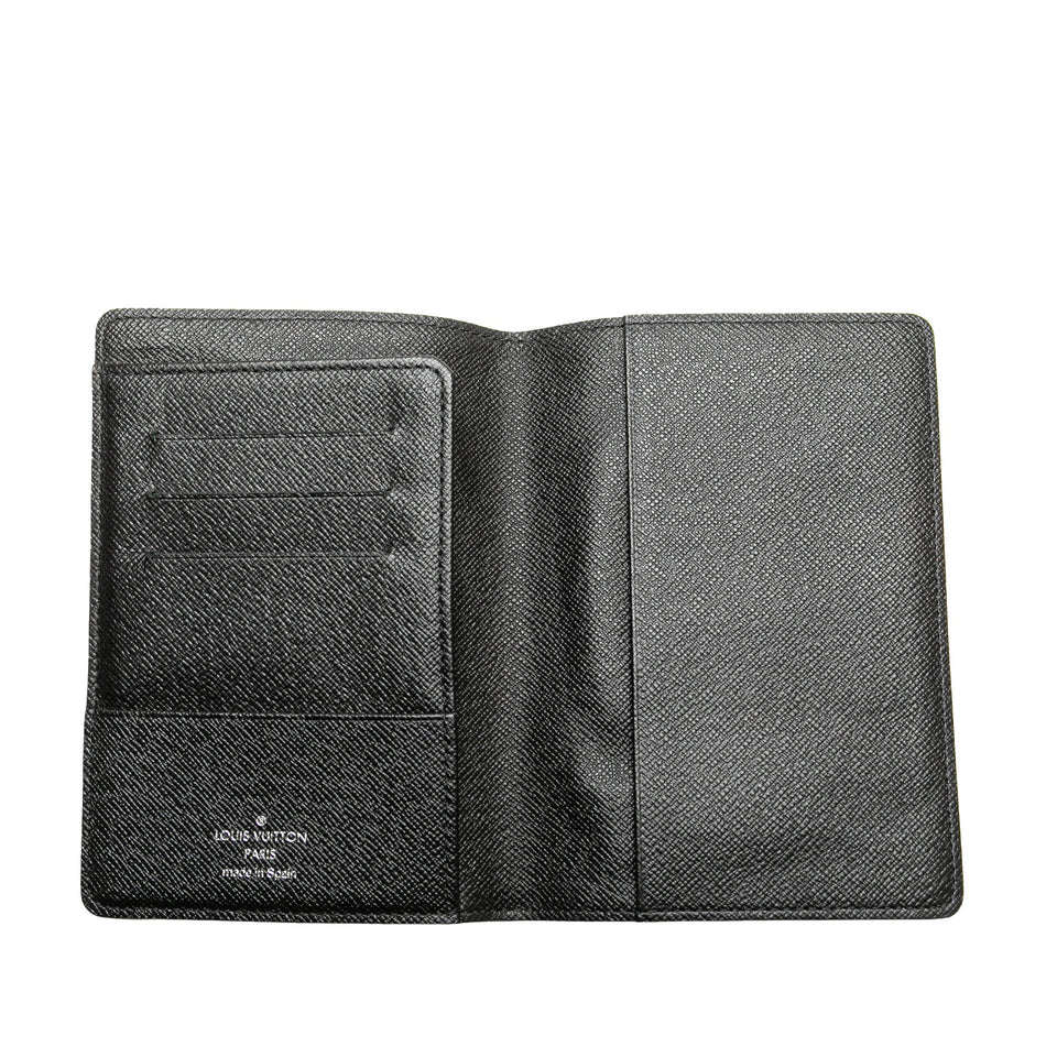 Black Louis Vuitton Damier Graphite Passport Cover