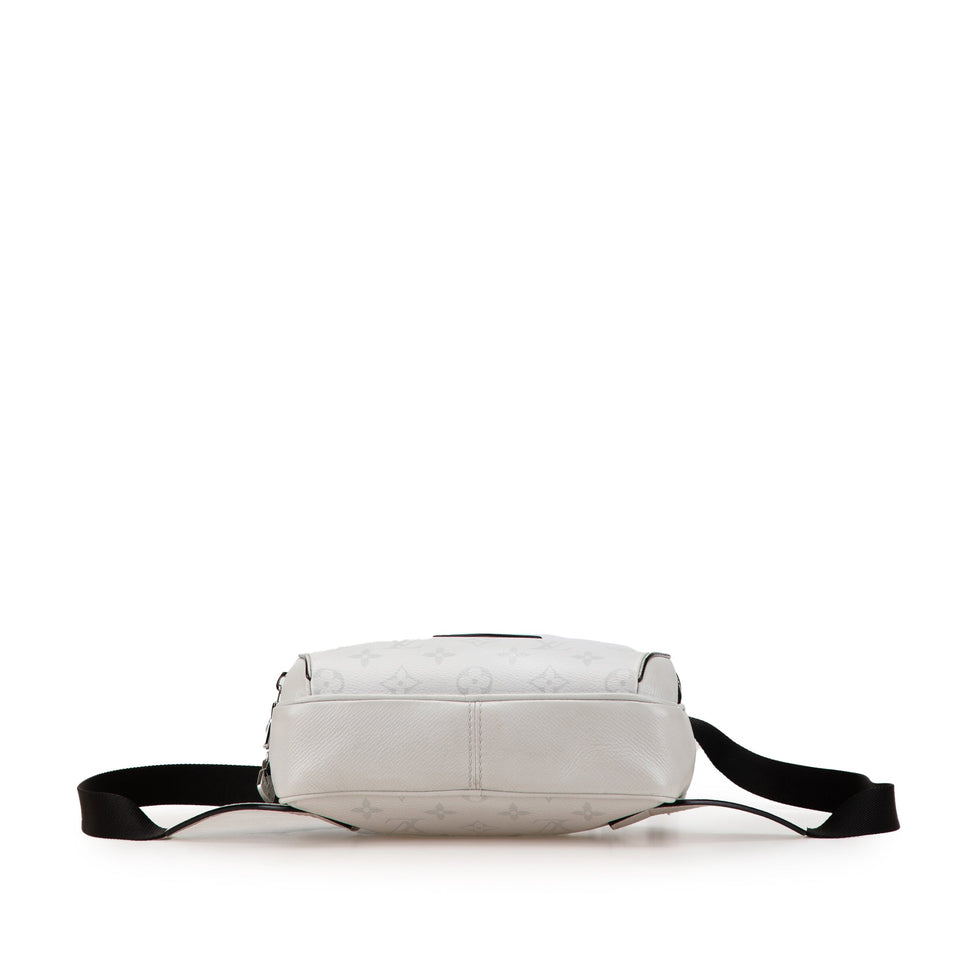 White Louis Vuitton Monogram Taigarama Outdoor Bumbag Belt Bag