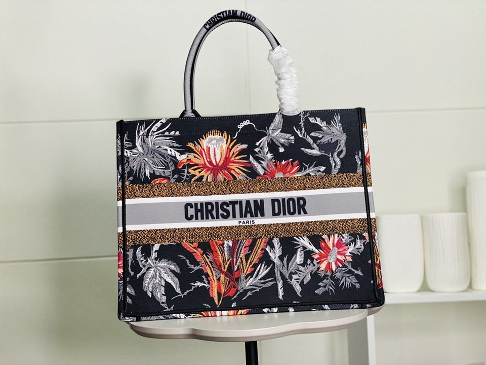 MO - Top Quality Bags Christian Dior 120