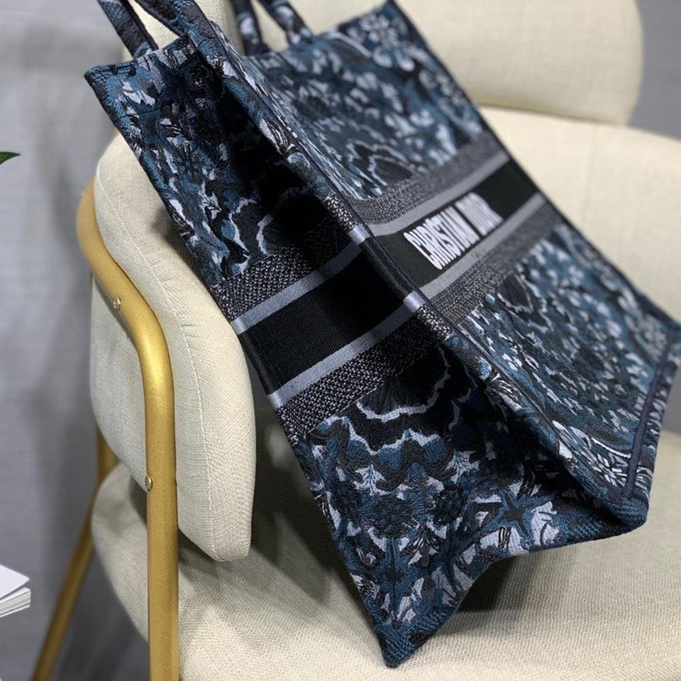 Christian Dior BOOK TOTE