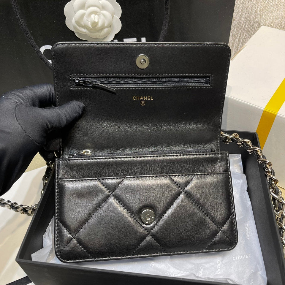 Chanel - Luxury Bag - CHL - 727
