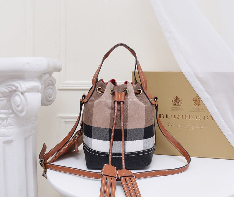 Burberry Bags - BG Bags - 989